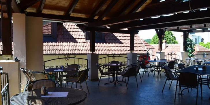 3-6denní dovolená v Moravském krasu: Příjemný penzion a polopenze