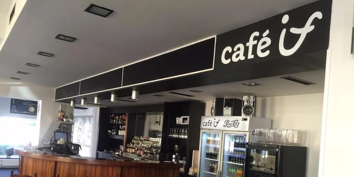 Ve dvou na voňavé caffè latte s dýňovým sirupem