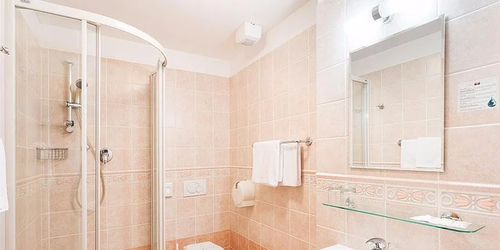 Vzhůru do Špindlu: letní pobyt se snídaní či polopenzí a vstup do aquaparku