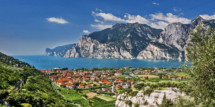 Zážitková dovolená až na 8 dní u jezera Lago di Garda - s polopenzí a bazénem