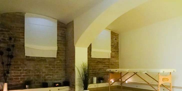 60 nebo 90 minut masáže: Relaxační, regenerační, těhotenská a další