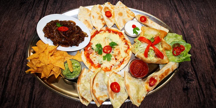 Jak chutná Mexiko: Vegetariánské plato tradičních dobrot pro 2–3 osoby