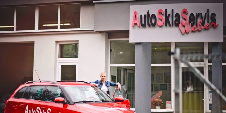 Důkladné čištění interiéru vozidla a sleva na autofólie