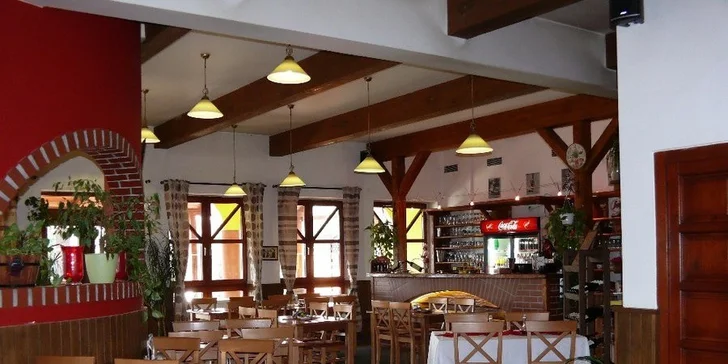 Bašta pro 2 labužníky: 200gramový steak z kotlety, příloha a sladká tečka