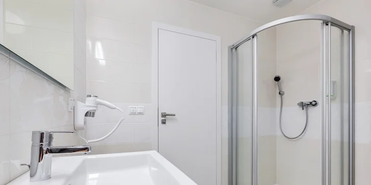 Relax v Baťově kraji: moderní ubytování a bohaté snídaně