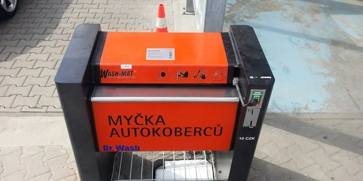 Zkrášlovací program TOP WASH pro váš vůz: Ruční mytí u Dr. Wash