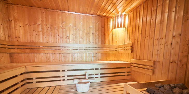 Užijete si také dvouhodinový vstup do privátního wellness, které je přímo v penzionu. 