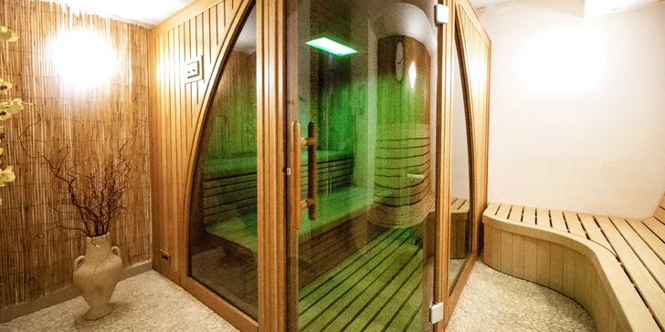 Od 17. hodiny je v prevádzke fínska sauna a parný kúpeľ.