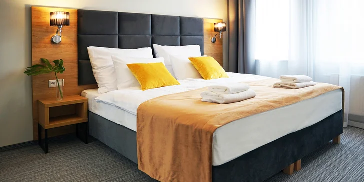 Bývať budete v modernom hoteli Factory Resort.