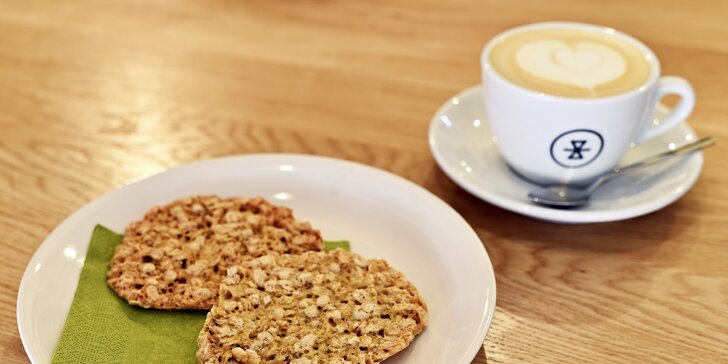 Senzační káva a dezert v originální kavárně zaměřené na zdravou stravu