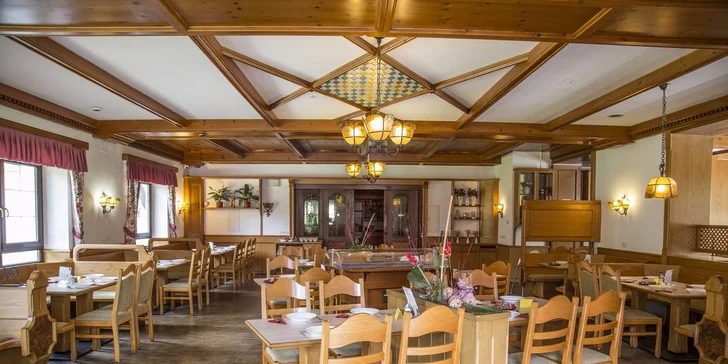 Silvestr v Bavorském lese v hotelu s polopenzí, wellness a silvestrovskou party