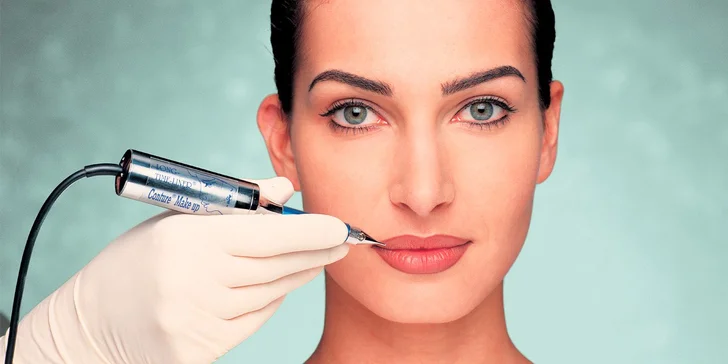 Permanentní make-up rtů Long-Time-Liner