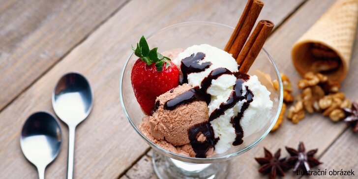 Zamlsejte si: Dva osvěžující zmrzlinové poháry a k nim kafe, čaj nebo čokoláda