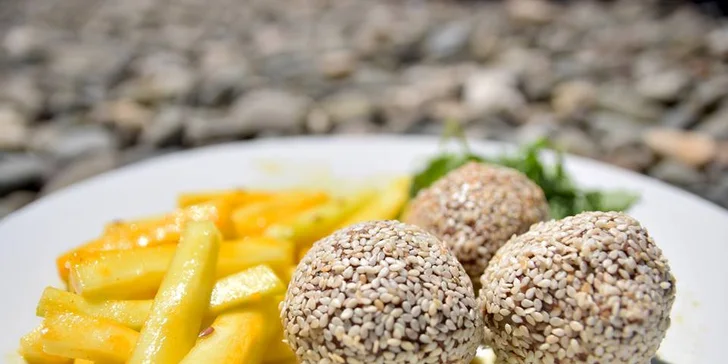 Veganské raw menu s dezertem a smoothie dle vlastního výběru
