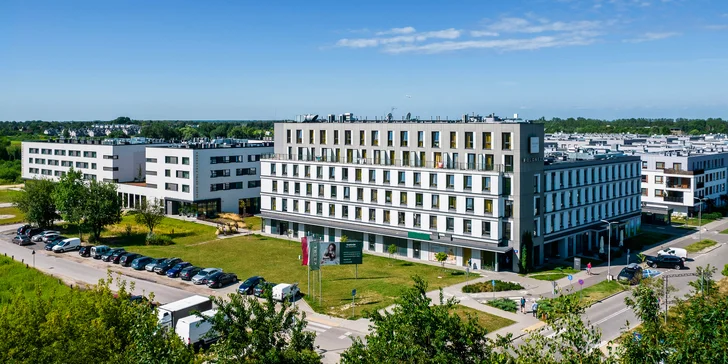 Pobyt vo Varšave pri letisku: neobmedzene fitness, s raňajkami alebo bez stravy