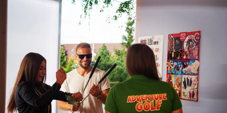 Adventure golf u Milína: 90 minut oddechové zábavy na profesionálním hřišti