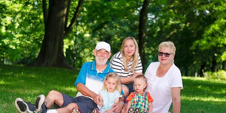 Věnujte vzpomínku: Klasické či tématické focení prťat nebo portrétní foto