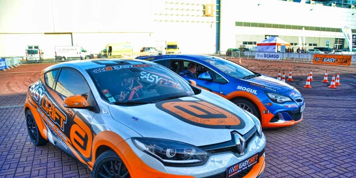 30 minut řidičem driftovací káry včetně paliva