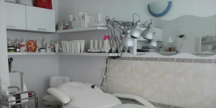 90minutové ošetření pleti pro dámy i pány včetně masáže obličeje
