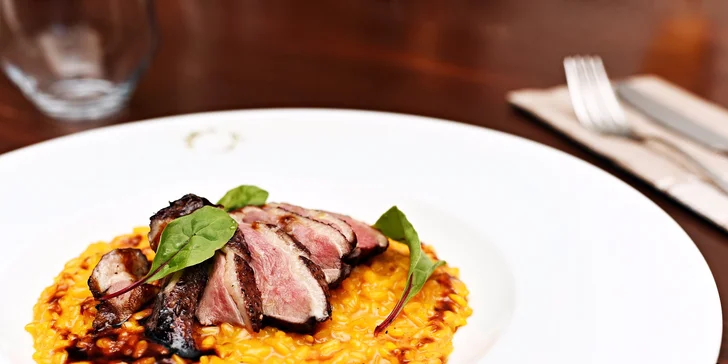 Itálie na talíři - 5chodové degustační menu pro dva vč. sklenky vína