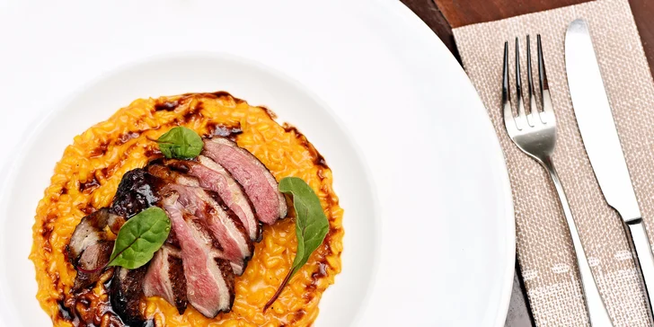 Itálie na talíři - 5chodové degustační menu pro dva vč. sklenky vína