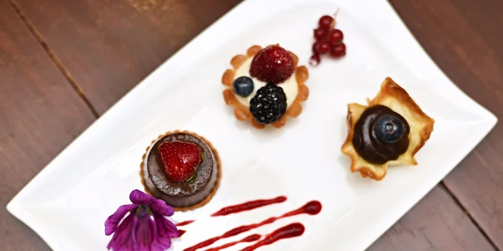 Itálie na talíři - 5chodové degustační menu pro dva vč. sklenky vína