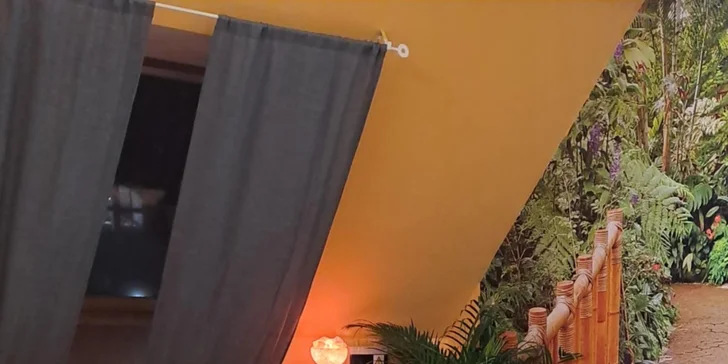 Vyzkoušejte manuální lifting obličeje a krku s korejskou kosmetikou ve Studiu Relax. 
