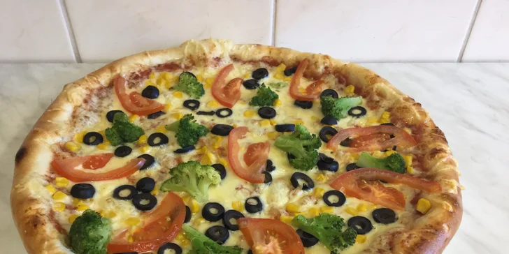 Pizza a nápoj od Kebabýka: Klasika nebo varianta s extra porcičkou masa