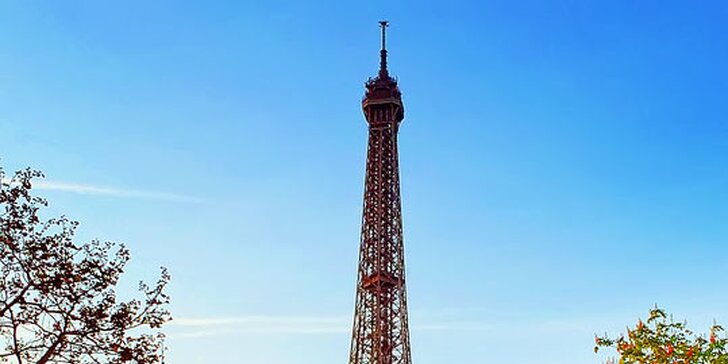 Paříž s návštěvou Eiffelovy věže, Louveru a muzeí dle výběru s ubytováním