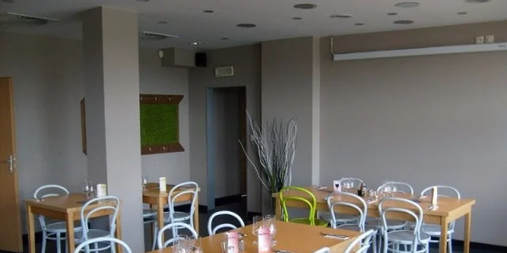 3 až 4 dny s rodinou v hotelu v Praze se snídaní a bohatým sportovním vyžitím