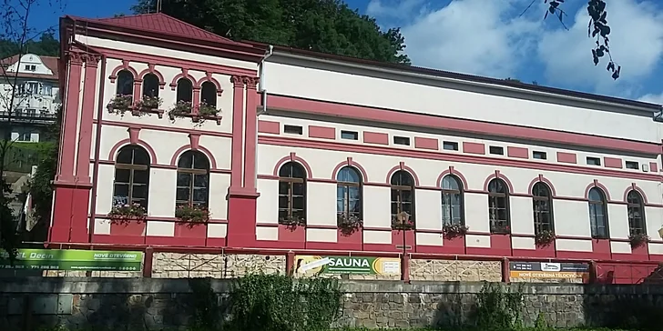 Zahřejte se v sauně: 2 hodiny saunování pro 2 osoby v hostelu Děčín Na Skřivance