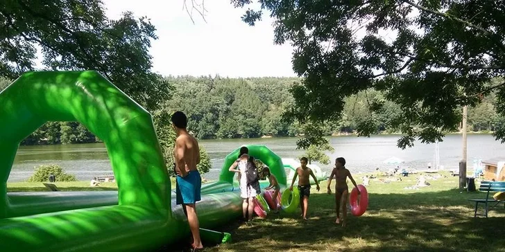 Hry bez hranic jsou zpět: 200 metrů dlouhá skluzavka, bumper balls a další