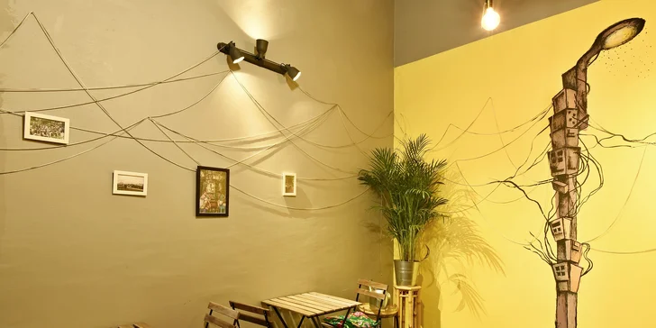 Vietnamská bagetka a voňavá káva v Tonkin Café pro 1 nebo 2 osoby