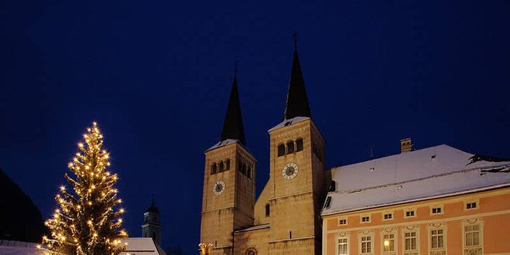 1000 čertů v Solné komoře, návštěva Hallstattu a St. Wolfgangu ve středu 7.12.
