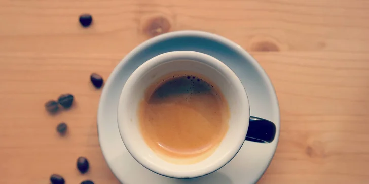 Siesta v Tonkin Café - vietnamská káva s dortem pro 1 nebo 2 osoby