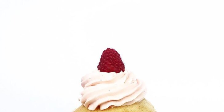 Sladké potěšení: 2 příchutě nadýchaných cupcakes v jedné sadě