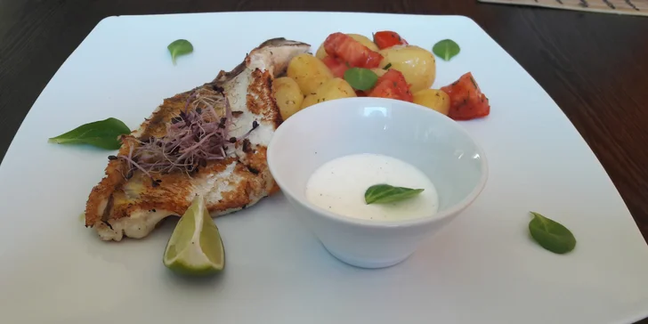 V hlavní roli candát: 4chodové degustační menu v restaurantu Indigo pro 2