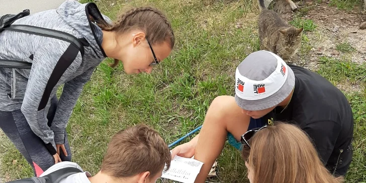 ... doprovázené originálními obrázky.  A možná i kočička. 