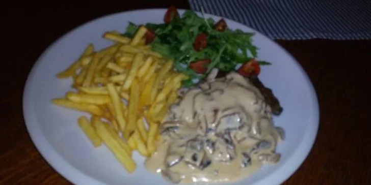Složte si menu podle chuti: Polévka, hlavní chod a palačinka pro 1 nebo 2 osoby