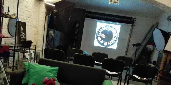Celodenní kurz focení se zrcadlovkou v ateliéru pro nováčky i pokročilé