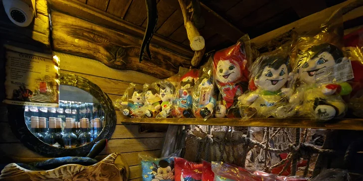 Kupte dárek sobě nebo svým blízkým v pekelném suvenýr shopu.