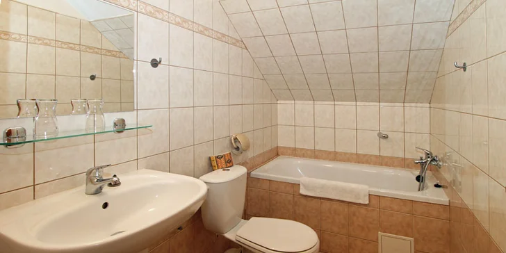 3 dny v Třeboni pro dva: Snídaně, úniková hra i slevy na relax v lázních