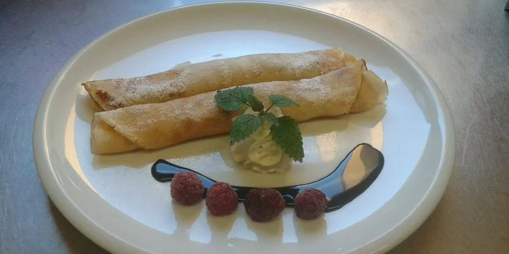 Složte si menu podle chuti: Polévka, hlavní chod a palačinka pro 1 nebo 2 osoby