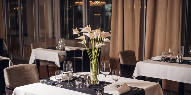 Stravování budete mít zajištěno v exkluzivní hotelové restauraci Arté.

