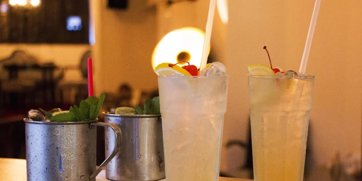 Párty drinky pro partu přátel: 2x Moscow Mule a 2x Tom Collins