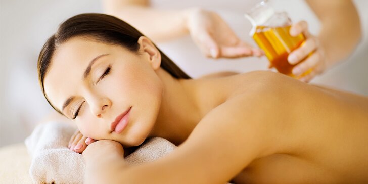Medová detoxikační masáž v délce 20 minut