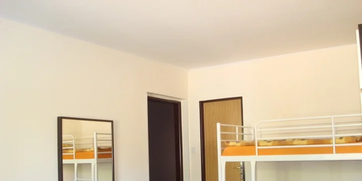 Víkend na koňské farmě s plnou penzí a 1 - 3 hodinami jízdy pro oba