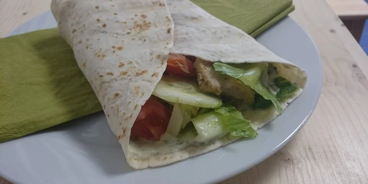 Salát nebo wrap s freshem: Zdravá svačina či oběd ze Salad Baru