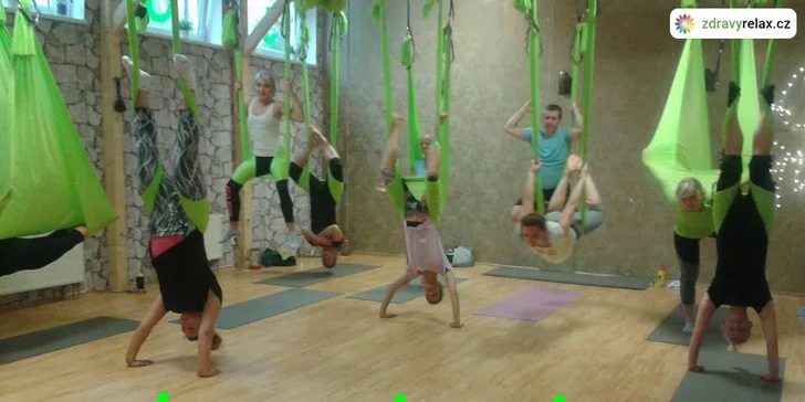 Měsíční permanentka na skupinové cvičení AntiGravity® jógy