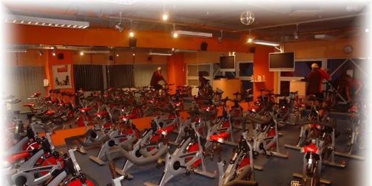 Šlápněte do pedálů - 1 vstup nebo permice na cycling v Reebok Clubu